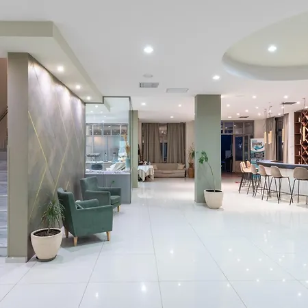 Hotel Bay By Omilos 4*