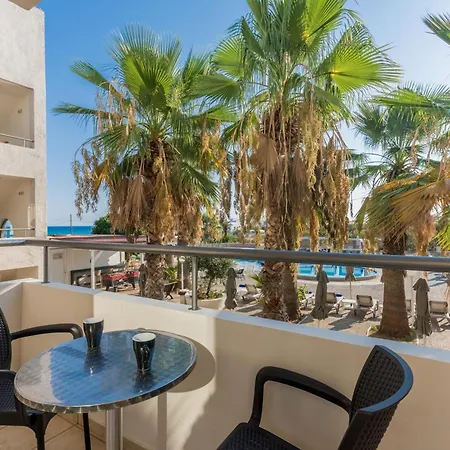 Hotel Bay By Omilos 4*